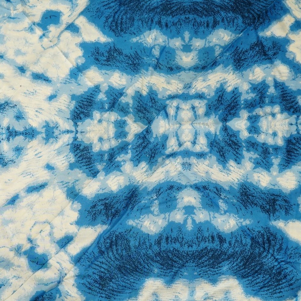 100% Cotton Tie Dye Print Fabric Hankie Head Scarf Blue Colorfast 20 x 20